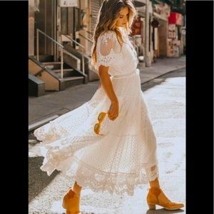 Azokoe Deep V Neck Floral Lace Maxi Dress White